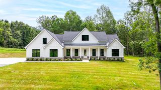 7765 Barnhill Rd, Primm Springs, TN 38476