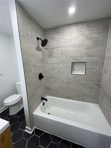 107 Shoup St 2, Millvale, PA 15209