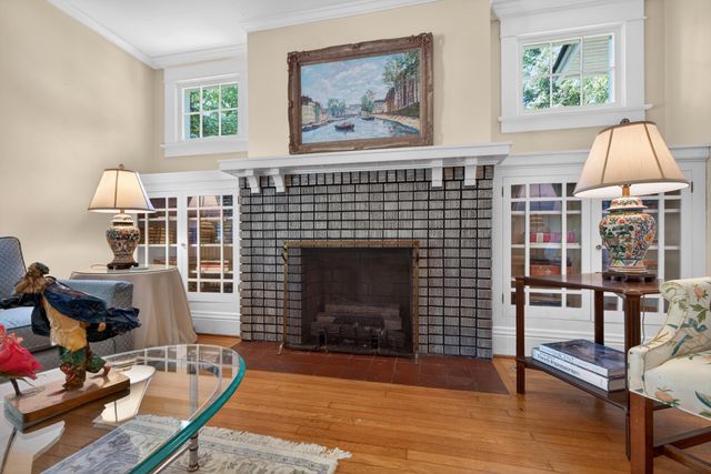 109 Irvine Road, Lexington, KY 40502