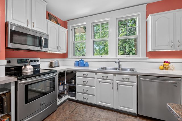 109 Irvine Road, Lexington, KY 40502
