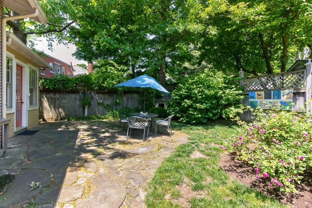 109 Irvine Road, Lexington, KY 40502