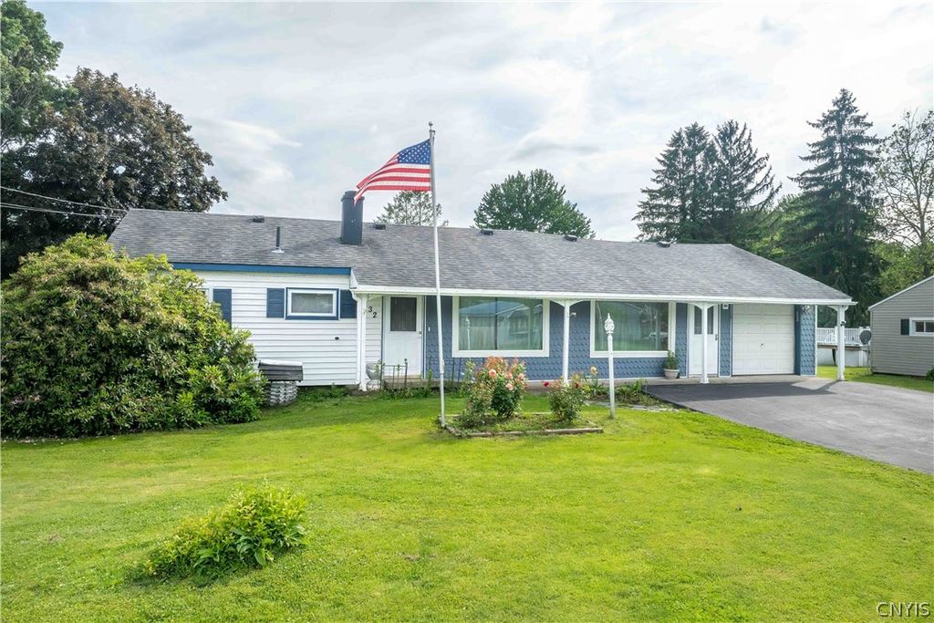 32 Bakeman Street, Fulton, NY 13069