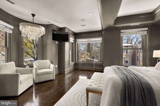 2200 DECATUR PL NW, Washington, DC 20008