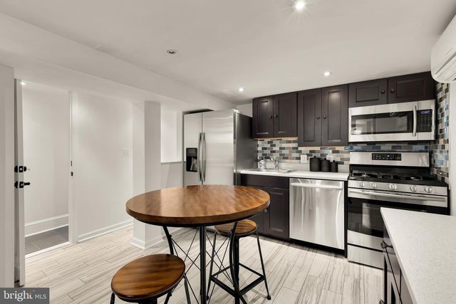 2200 DECATUR PL NW, Washington, DC 20008