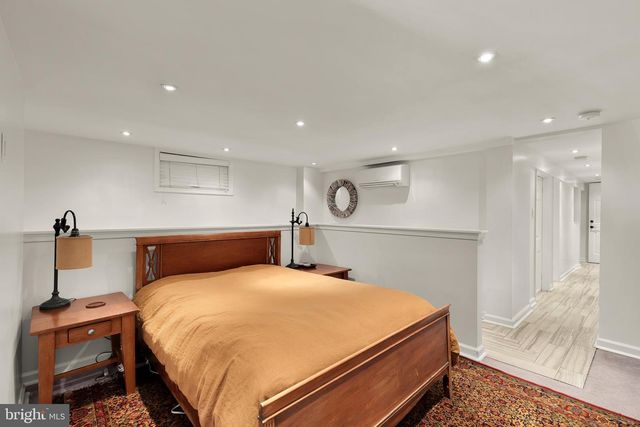 2200 DECATUR PL NW, Washington, DC 20008