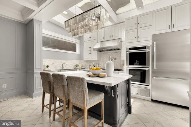 2200 DECATUR PL NW, Washington, DC 20008