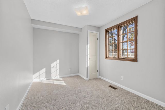 805 Wolverton Drive, Fort Wayne, IN 46825