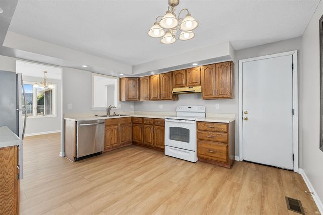 805 Wolverton Drive, Fort Wayne, IN 46825