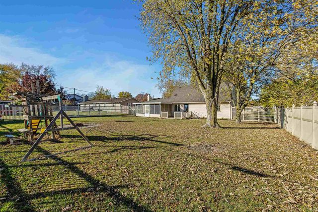 805 Wolverton Drive, Fort Wayne, IN 46825