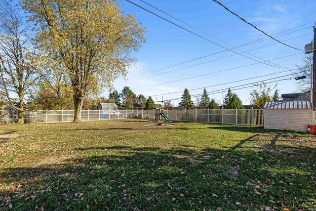 805 Wolverton Drive, Fort Wayne, IN 46825