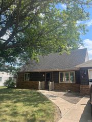 805 Wolverton Drive, Fort Wayne, IN 46825