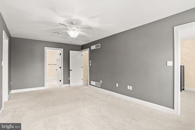 2450 RALEIGH RD, Hummelstown, PA 17036