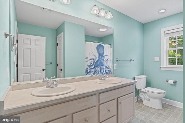 2450 RALEIGH RD, Hummelstown, PA 17036