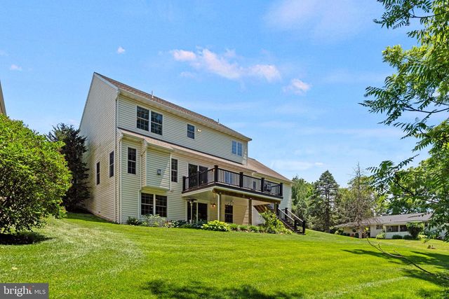 2450 RALEIGH RD, Hummelstown, PA 17036