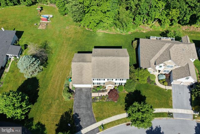 2450 RALEIGH RD, Hummelstown, PA 17036