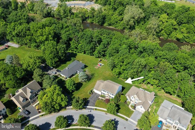 2450 RALEIGH RD, Hummelstown, PA 17036