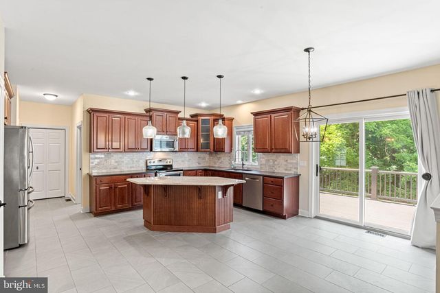 2450 RALEIGH RD, Hummelstown, PA 17036