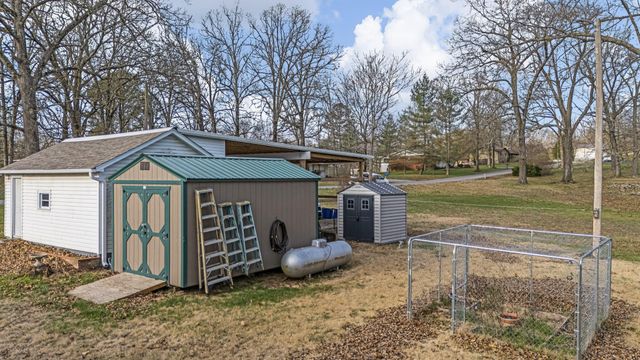 1217 N Allen Street, West Plains, MO 65775