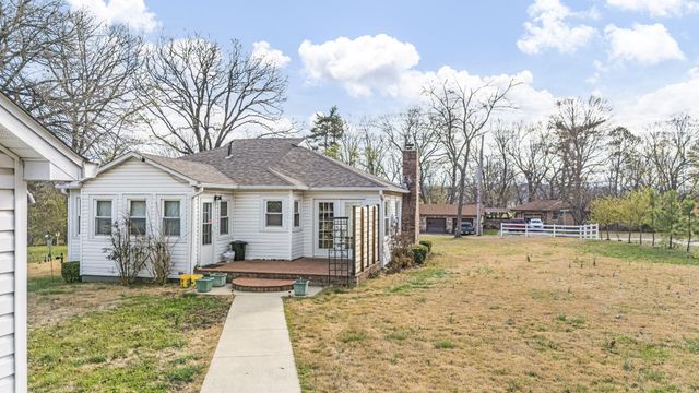 1217 N Allen Street, West Plains, MO 65775