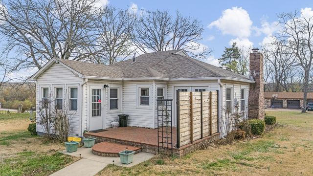 1217 N Allen Street, West Plains, MO 65775