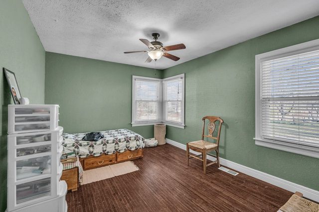 1217 N Allen Street, West Plains, MO 65775