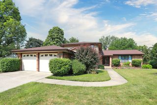 740 Ruskin Drive, Elk Grove Village, IL 60007
