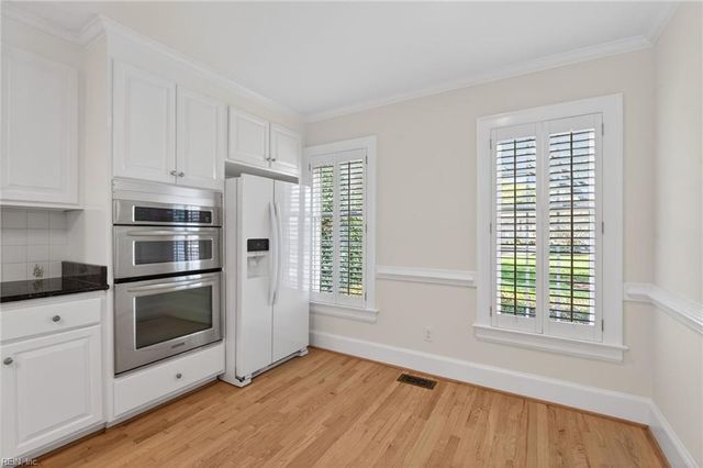 101 Holly CRES, Virginia Beach, VA 23451