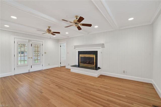 101 Holly CRES, Virginia Beach, VA 23451