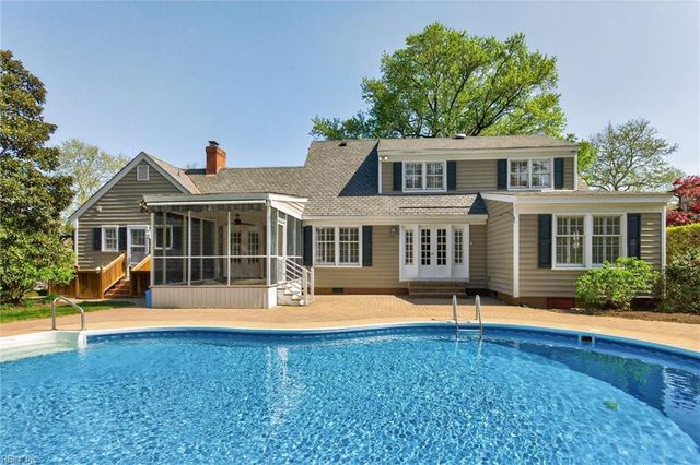 101 Holly CRES, Virginia Beach, VA 23451