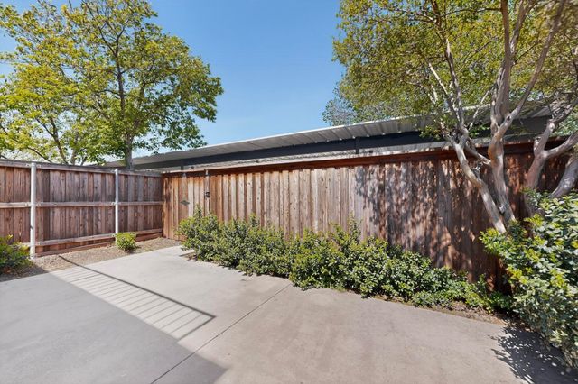 3675 Rickshaw Drive 3671, Dallas, TX 75229