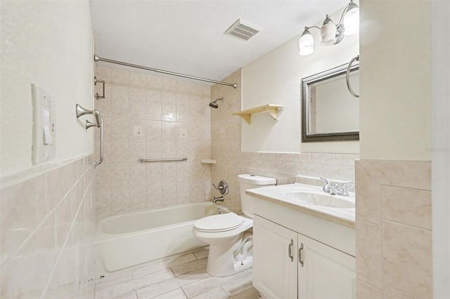 2845 SOMERSET PARK DRIVE 101, Tampa, FL 33613
