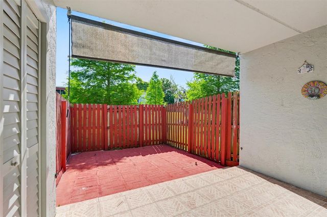 2845 SOMERSET PARK DRIVE 101, Tampa, FL 33613