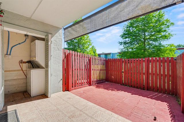 2845 SOMERSET PARK DRIVE 101, Tampa, FL 33613