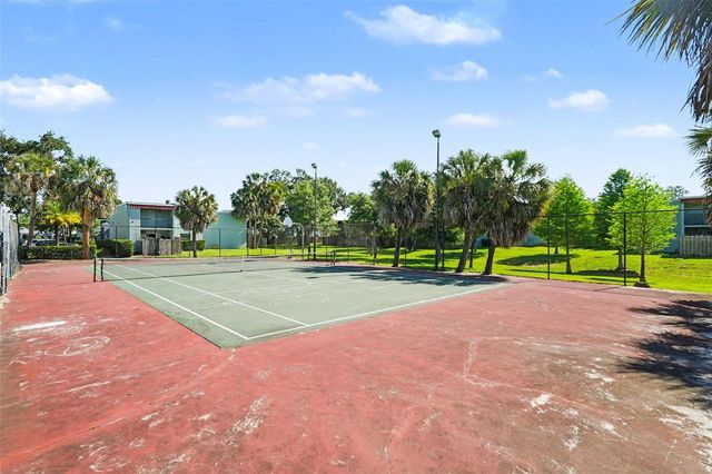 2845 SOMERSET PARK DRIVE 101, Tampa, FL 33613