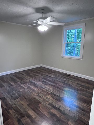 726 Cherrywood Ct, Ashland City, TN 37015