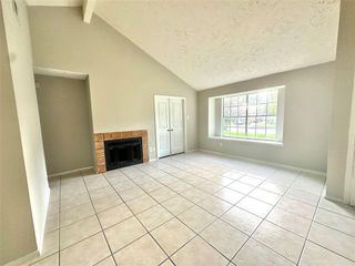 3727 Meadow Place Drive, Houston, TX 77082