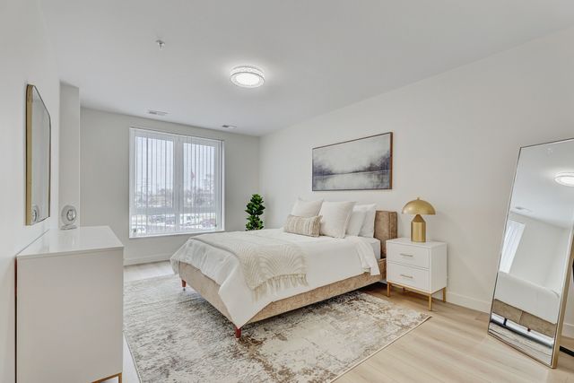 9201 Milwaukee Avenue N 407, Niles, IL 60714