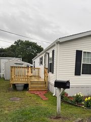 242 Manton #23 Street, Pawtucket, RI 02861