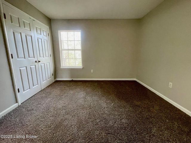 6701 Crawford Crossing Pl 104, Louisville, KY 40258