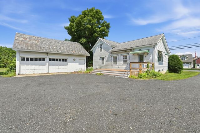 71 Chestnut St, Hatfield, MA 01038