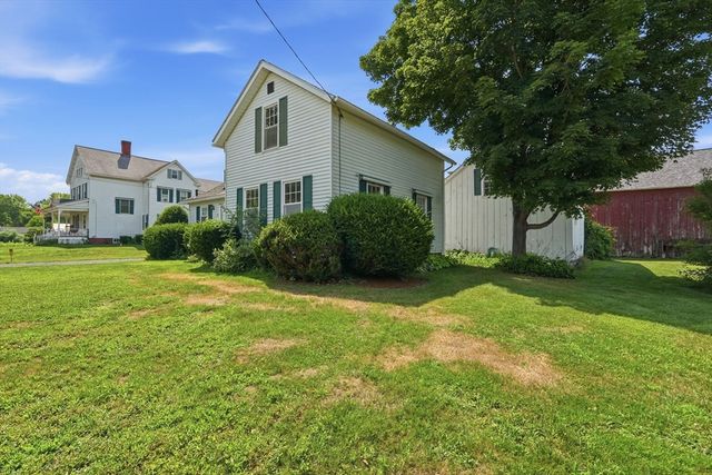 71 Chestnut St, Hatfield, MA 01038