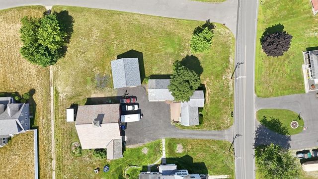 71 Chestnut St, Hatfield, MA 01038