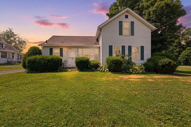 71 Chestnut St, Hatfield, MA 01038