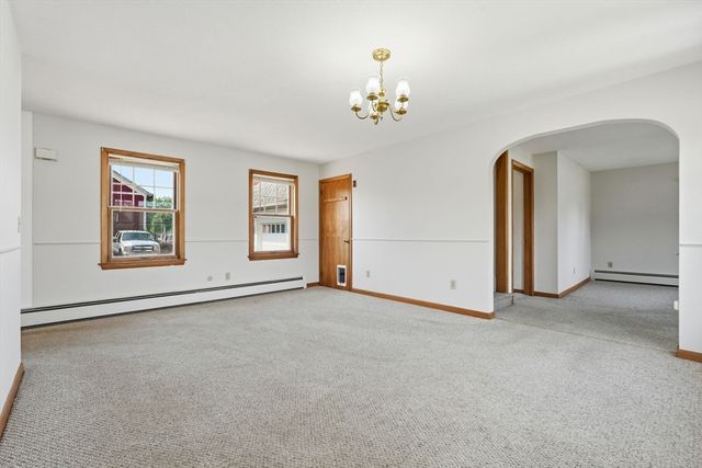 71 Chestnut St, Hatfield, MA 01038