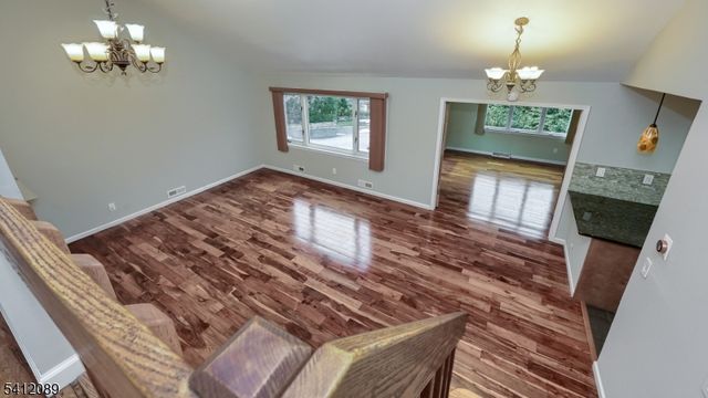 17 Clifford Dr, Wayne Twp., NJ 07470