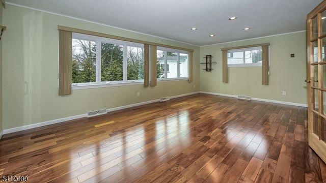 17 Clifford Dr, Wayne Twp., NJ 07470