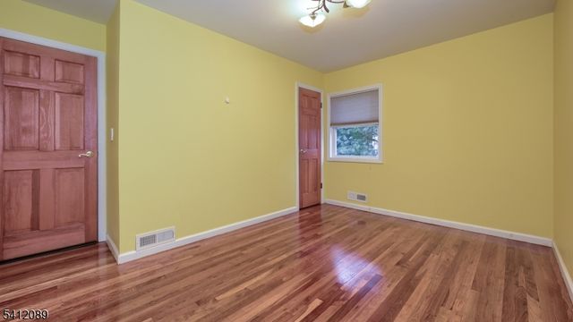 17 Clifford Dr, Wayne Twp., NJ 07470