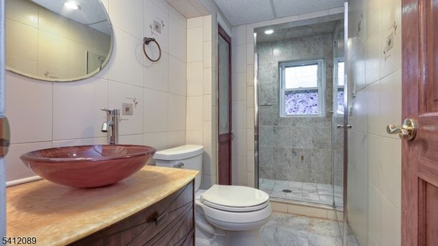 17 Clifford Dr, Wayne Twp., NJ 07470