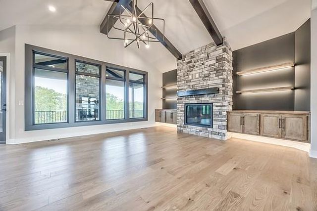 9718 W 176th Terrace, Overland Park, KS 66013