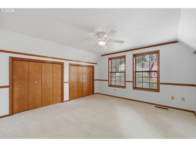 653 Sw TANGLEWOOD Cir, Mc Minnville, OR 97128